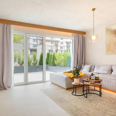 Apartman Unique Designer Retreat | Mins To Gondola - Patio! Banszko