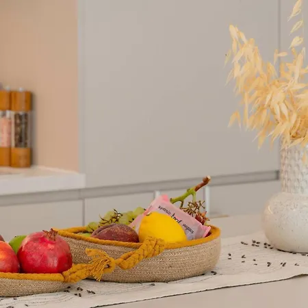 Unique Designer Retreat | Mins To Gondola - Patio! * Bansko