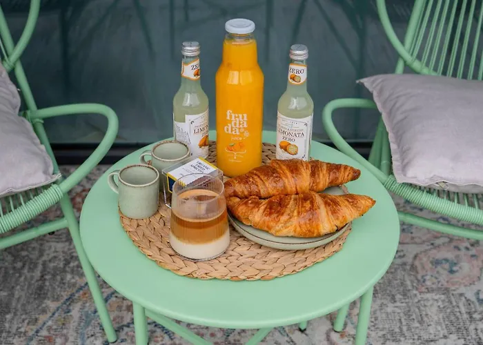 Unique Designer Retreat | Mins To Gondola - Patio! Apartman *